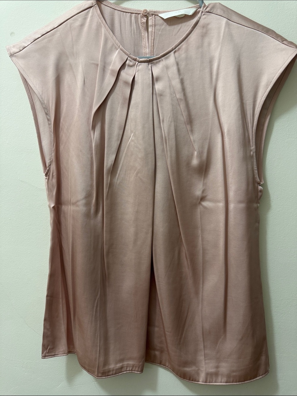 H&M Dusty Pink Pleated Cap-Sleeve Blouse